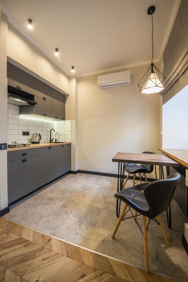 Idea Design Apart-Hotel Prorizna Kiev Dış mekan fotoğraf