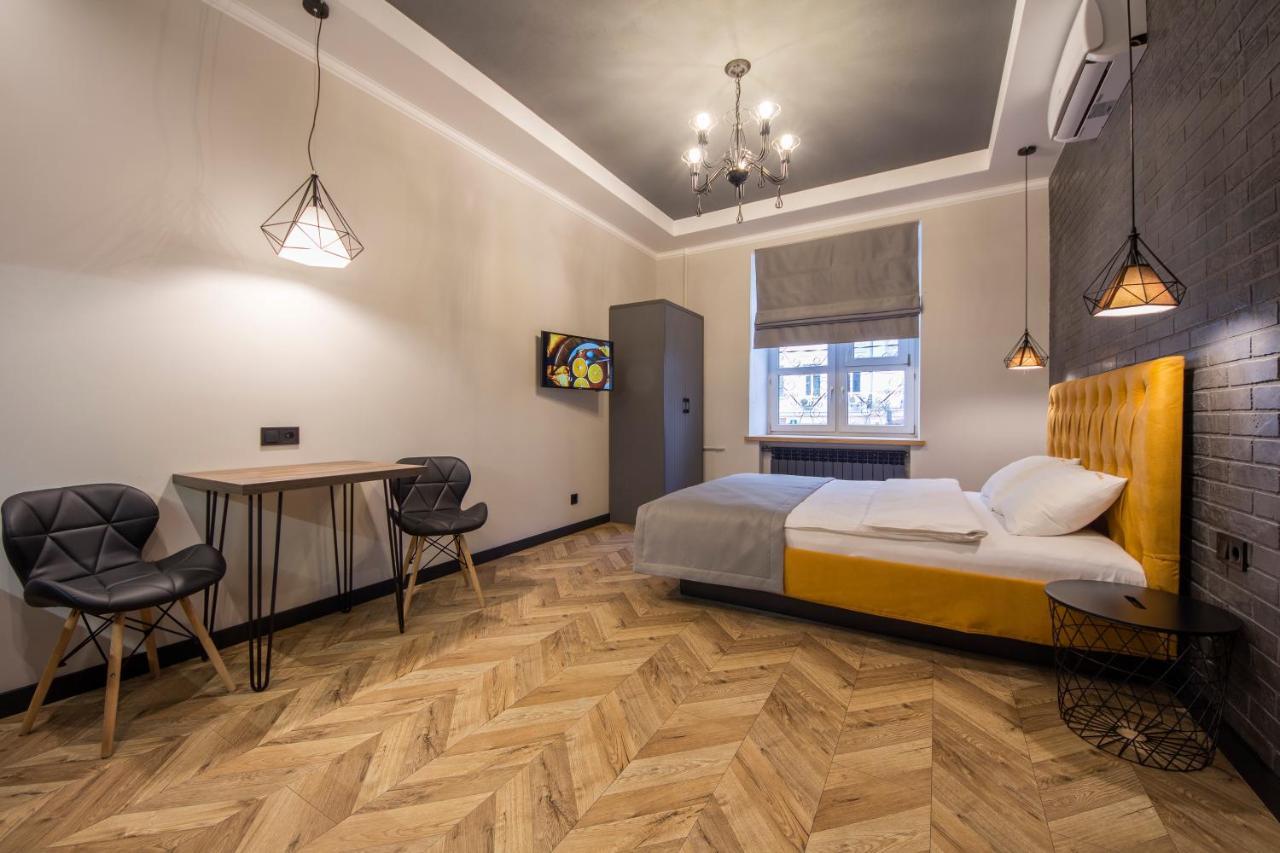 Idea Design Apart-Hotel Prorizna Kiev Dış mekan fotoğraf