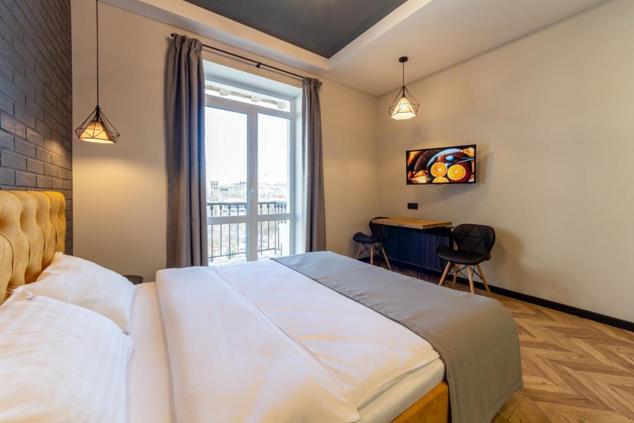 Idea Design Apart-Hotel Prorizna Kiev Dış mekan fotoğraf