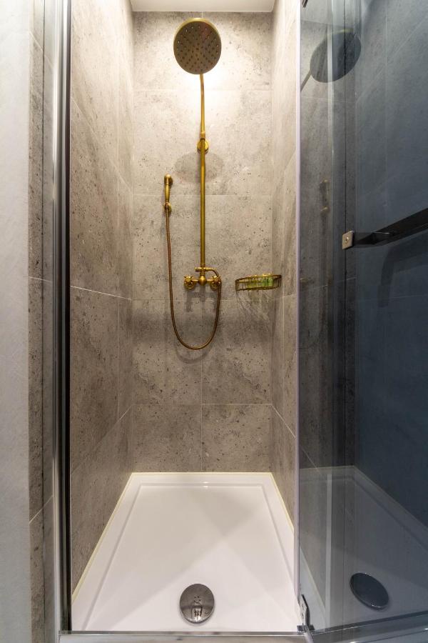Idea Design Apart-Hotel Prorizna Kiev Dış mekan fotoğraf