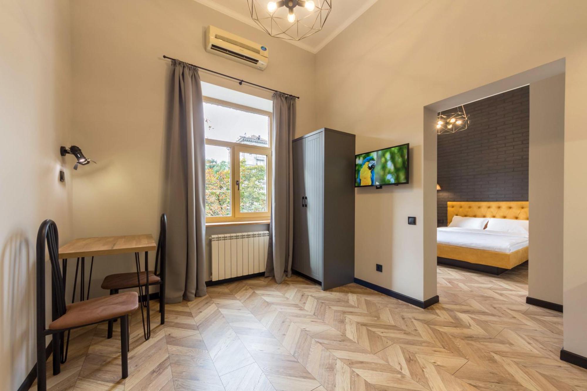 Idea Design Apart-Hotel Prorizna Kiev Dış mekan fotoğraf